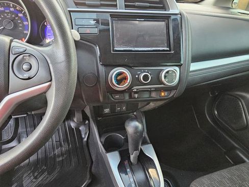 Used 2015 Honda Fit LX image 17