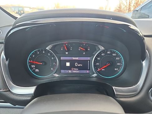 Used 2022 Chevrolet Traverse RS image 47