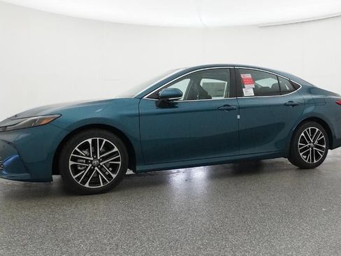 New 2026 Toyota Camry XLE image 18