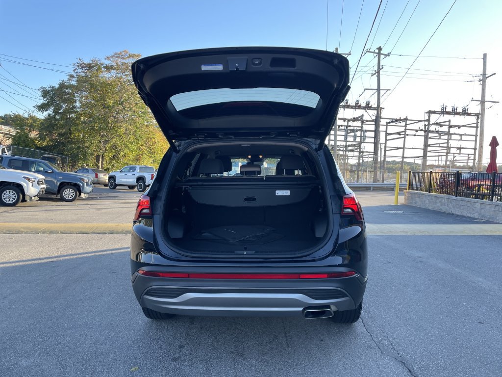 Used 2023 Hyundai Santa Fe SEL AWD/4WD image 13