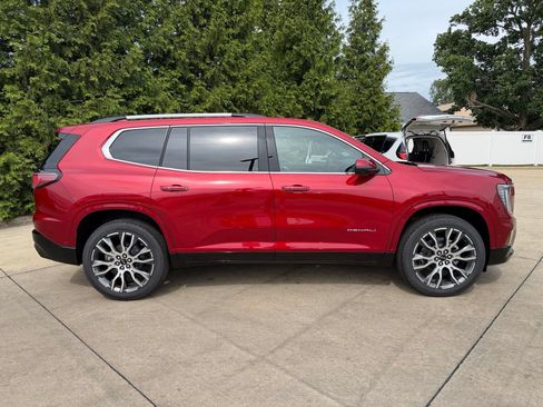 New 2026 GMC Acadia Denali Ultimate AWD/4WD image 35