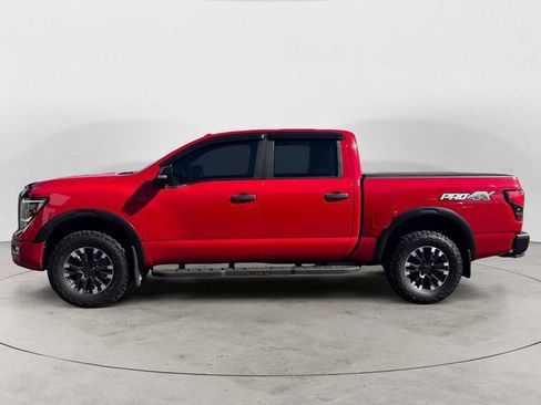 Used 2021 Nissan Titan PRO-4X w/ Pro-4x Convenience Package image 2