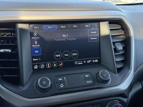 Used 2023 GMC Acadia AT4 w/ Technology Package AWD/4WD image 28