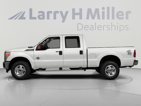 Used 2016 Ford F350 King Ranch w/ FX4 Off-Road Package AWD/4WD image 3