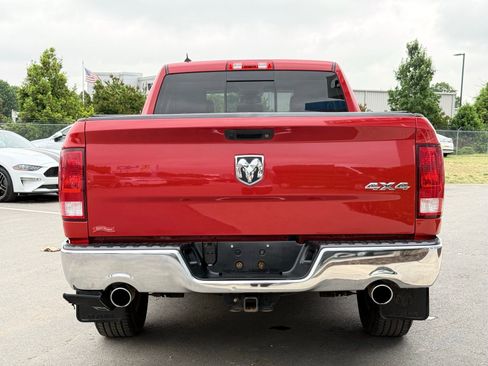 Used 2018 RAM 1500 SLT AWD/4WD image 10