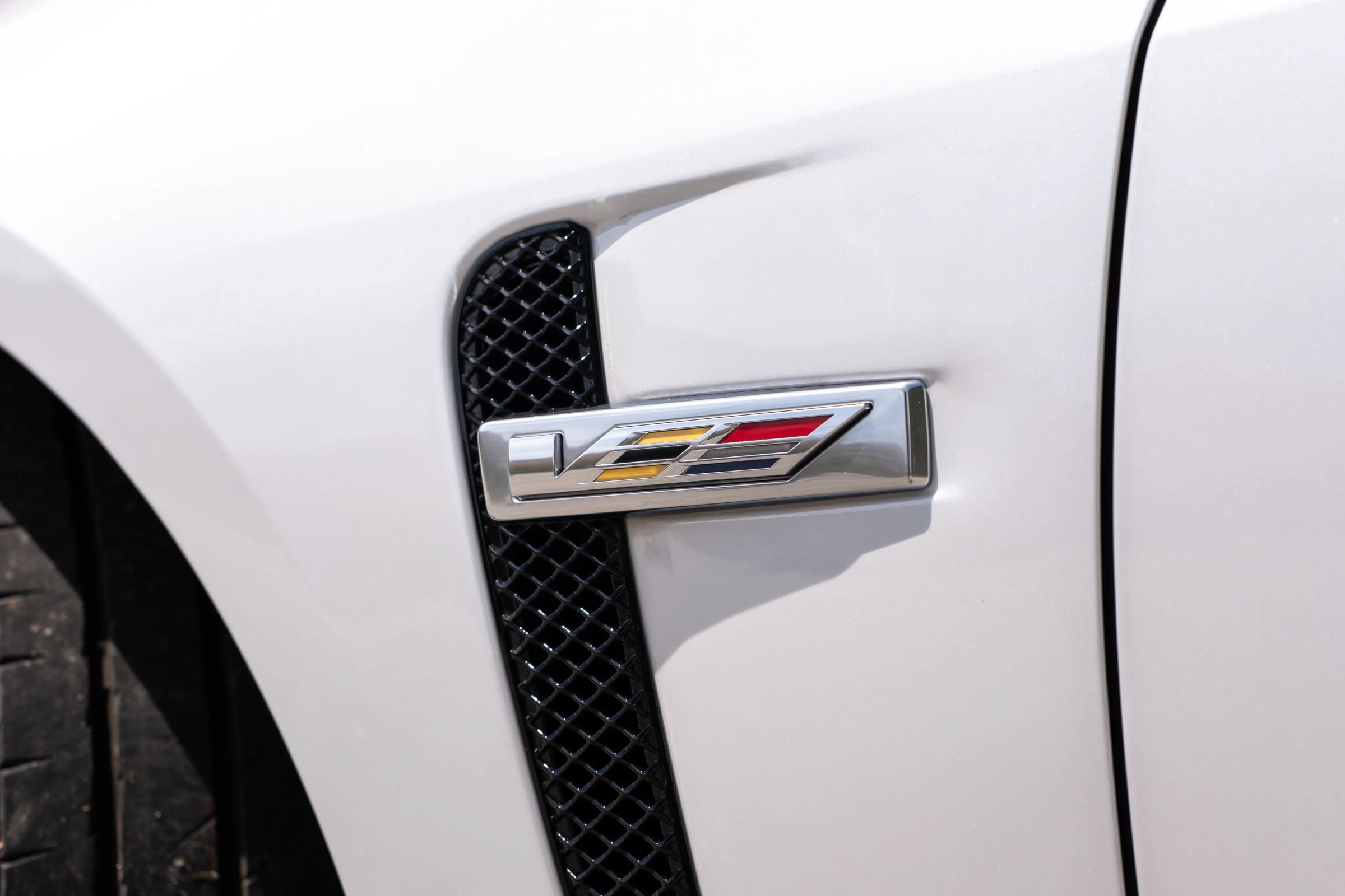 Used 2019 Cadillac CTS V w/ Carbon Fiber Package RWD image 13