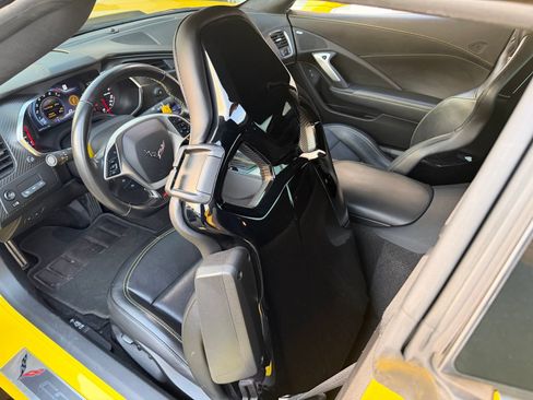 Used 2019 Chevrolet Corvette Z06 RWD image 19