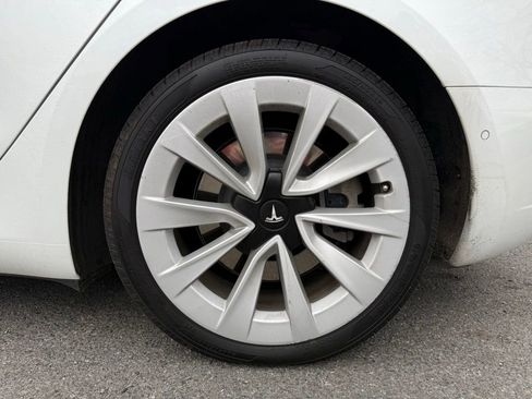 Used 2021 Tesla Model 3 Standard Range Plus image 13