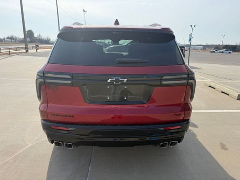 New 2026 Chevrolet Traverse RS w/ LPO, Floor Liner Package image 2