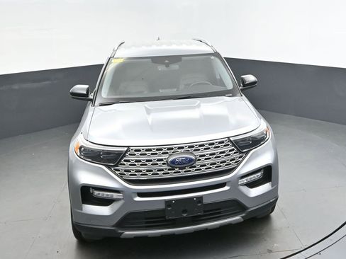 Used 2022 Ford Explorer Limited image 41