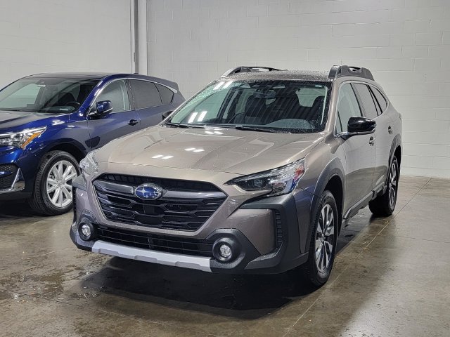 Used 2024 Subaru Outback Limited AWD/4WD image 2