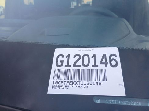 New 2026 Chevrolet Colorado ZR2 w/ Technology Package image 30