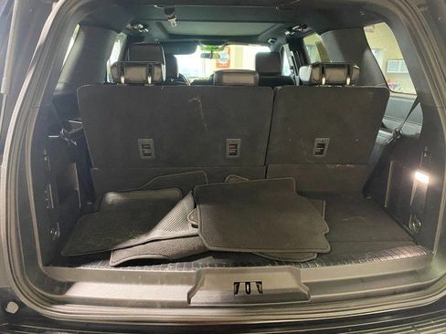 Used 2021 Ford Expedition XLT image 14