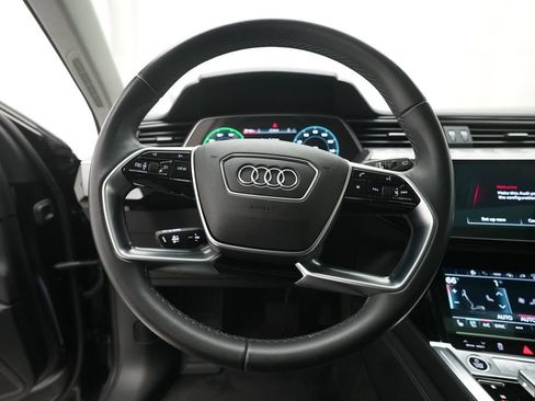 Certified 2024 Audi Q8 e-tron Prestige w/ Prestige Package AWD/4WD image 4