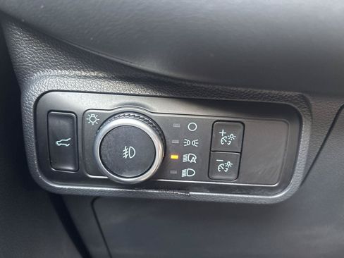 Used 2025 Ford Explorer ST-Line w/ ST-Line Street Pack AWD/4WD image 16