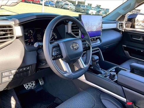 Used 2023 Toyota Tundra Limited image 17