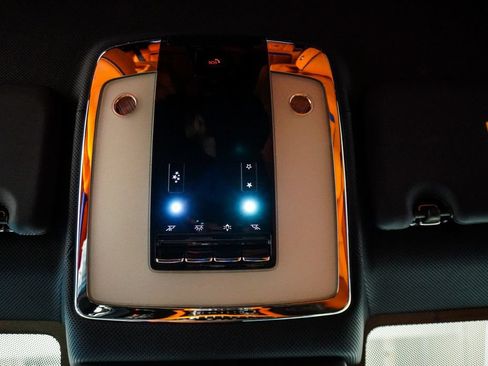 Used 2024 Rolls-Royce Ghost AWD/4WD image 32