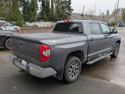 Used 2018 Toyota Tundra SR5 w/ TRD Off Road Package image 5