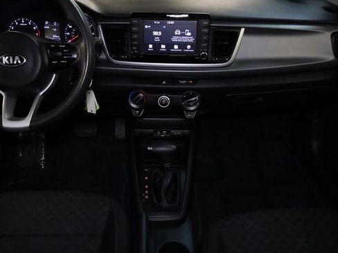 Used 2019 Kia Rio S FWD image 17