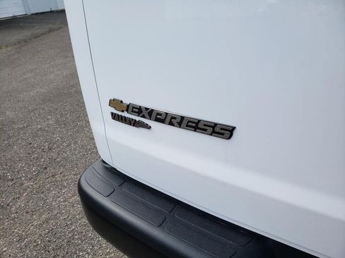 New 2025 Chevrolet Express 2500 w/ Communications Package RWD image 12