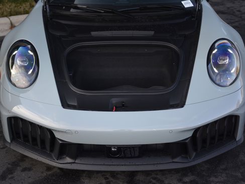 Certified 2025 Porsche 911 Carrera GTS image 31