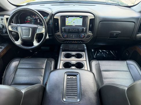 Used 2017 GMC Sierra 1500 Denali w/ Denali Ultimate Package AWD/4WD image 7