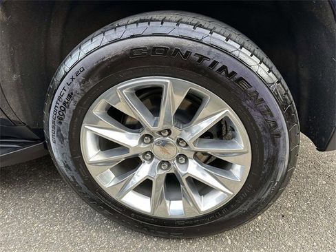Used 2023 Chevrolet Tahoe Premier image 8