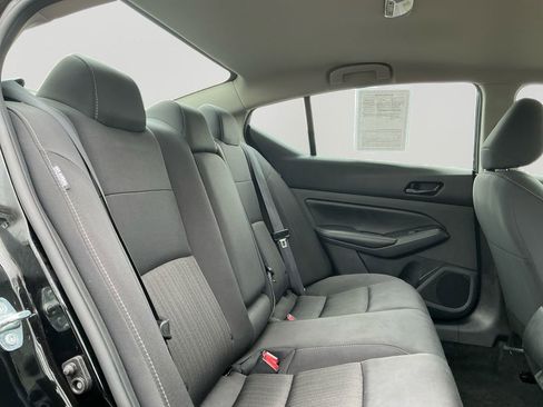 Used 2024 Nissan Altima 2.5 SV image 11