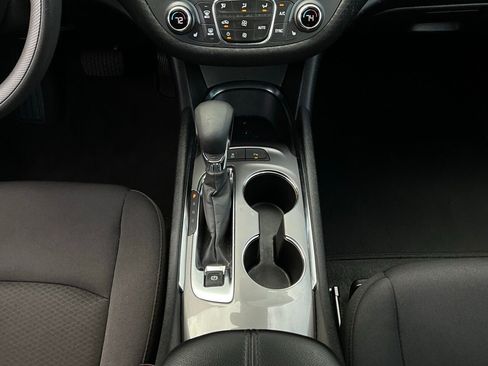 Used 2024 Chevrolet Malibu LT image 15