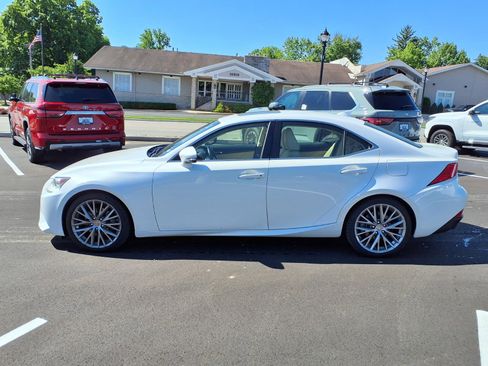 Used 2015 Lexus IS 250 AWD w/ Navigation System Package image 26