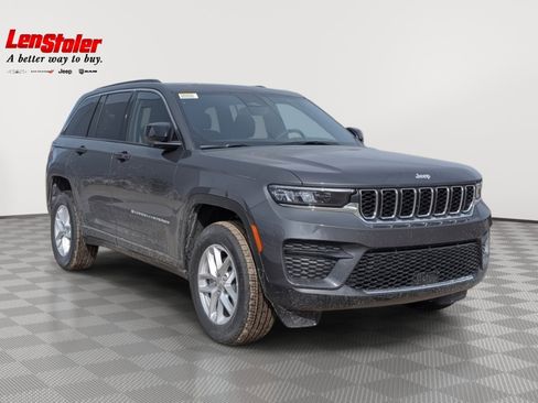 New 2026 Jeep Grand Cherokee Laredo X AWD/4WD image 4
