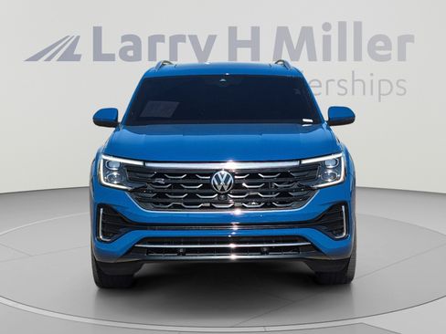 Used 2025 Volkswagen Atlas SEL Premium R-Line AWD/4WD image 8