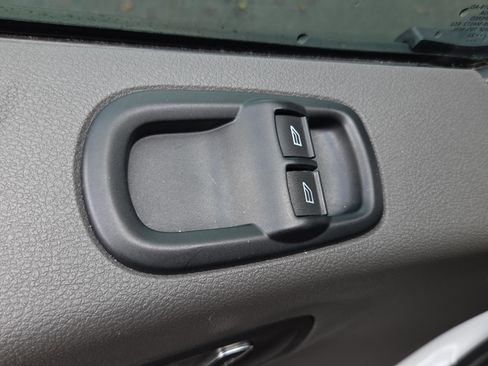 Used 2022 Ford Transit 350 XL image 31