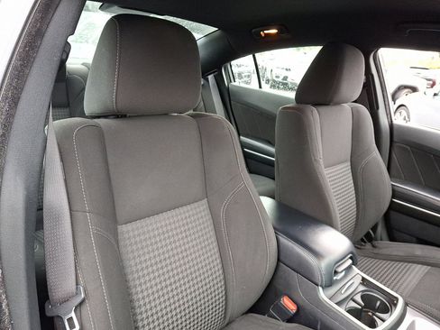 Used 2023 Dodge Charger SXT image 13