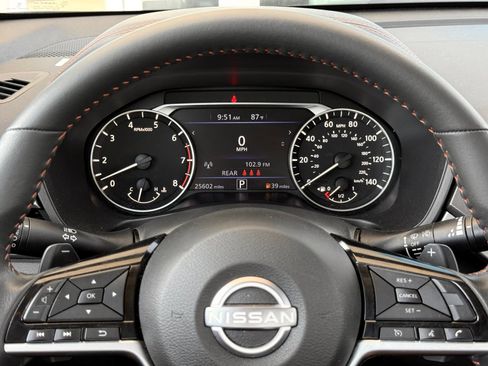 Used 2024 Nissan Altima 2.5 SR FWD image 30
