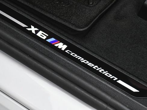 Used 2025 BMW X6 M Competition w/ Executive Package AWD/4WD image 12