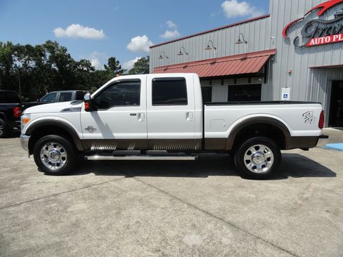 Used 2016 Ford F350 Lariat w/ Lariat Ultimate Package AWD/4WD image 3