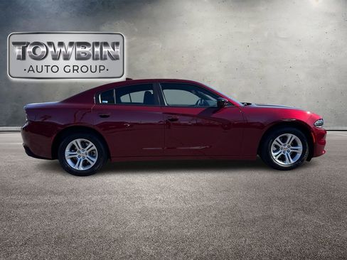 Used 2023 Dodge Charger SXT RWD image 4