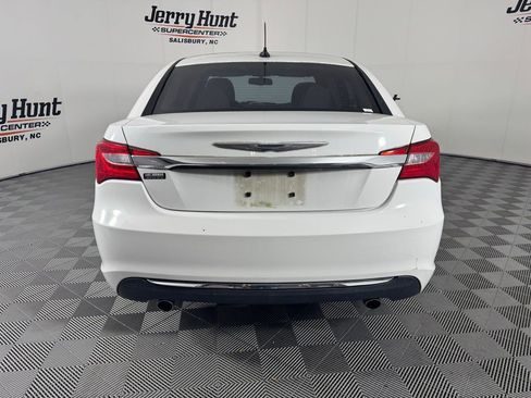 Used 2014 Chrysler 200 Limited FWD image 8