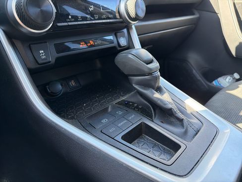 Used 2025 Toyota RAV4 LE image 13