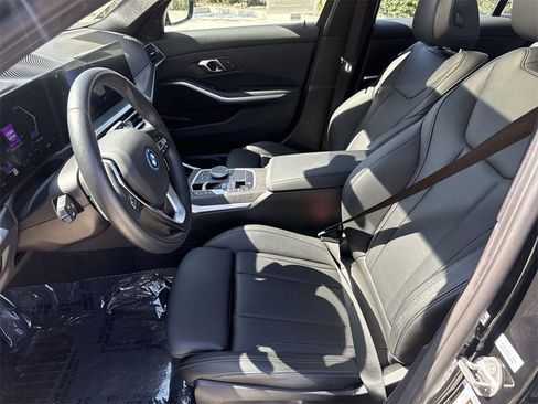 Used 2024 BMW 330e image 18