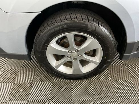 Used 2014 Subaru Outback 2.5i w/ Alloy Wheel Package AWD/4WD image 25