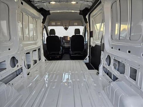 New 2026 Ford Transit 250 148 Medium Roof image 9
