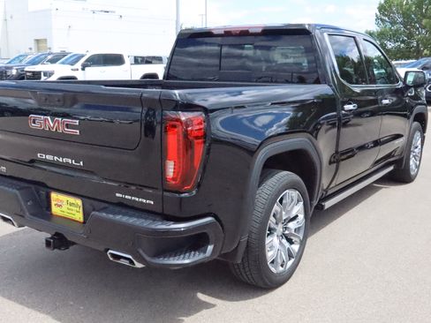 Used 2024 GMC Sierra 1500 Denali w/ Denali Reserve Package AWD/4WD image 7