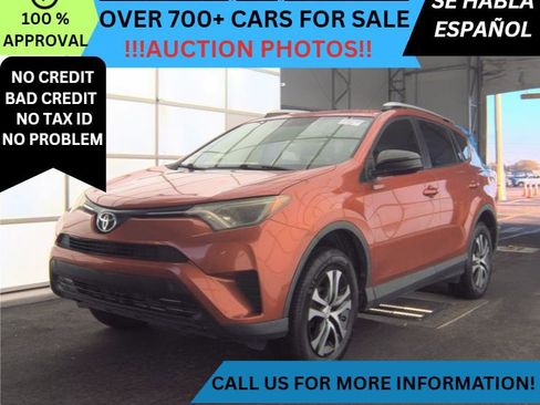 Used 2016 Toyota RAV4 LE image 1