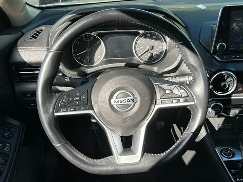Used 2020 Nissan Sentra SV image 15