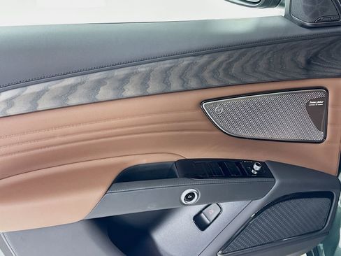 New 2025 Maserati Grecale GT image 16