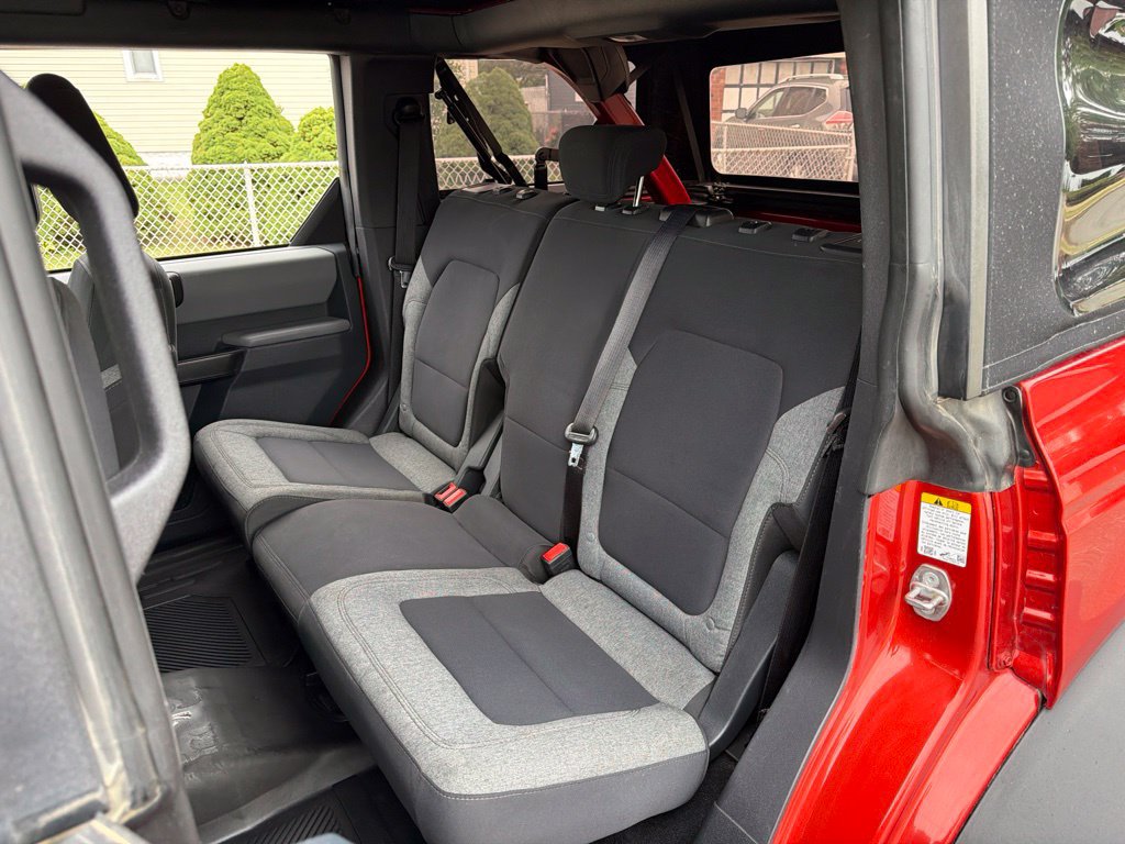 Used 2023 Ford Bronco Big Bend w/ Sasquatch Package AWD/4WD image 28