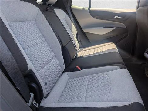 Used 2023 Chevrolet Equinox LT FWD image 19