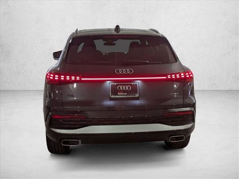 New 2025 Audi Q5 Premium Plus image 8